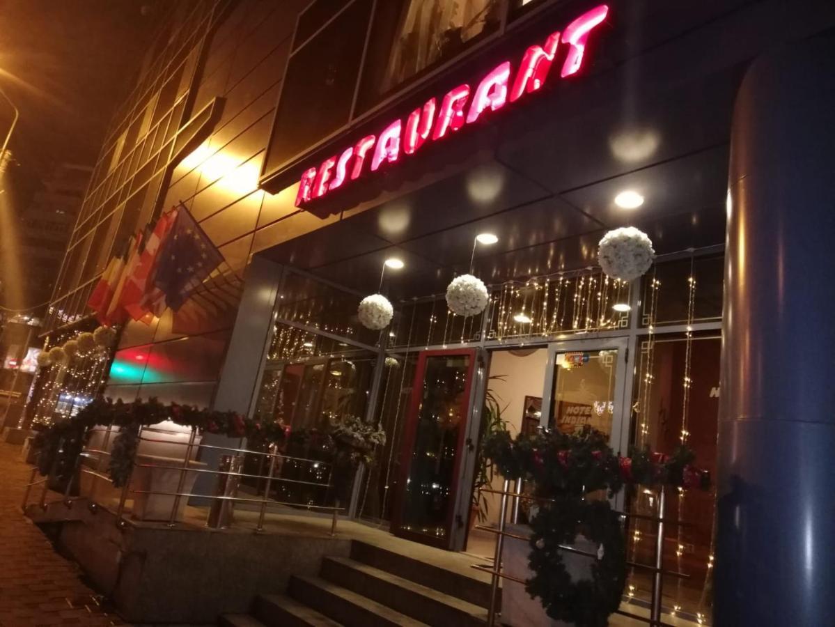 Indiana Hotel Iasi Eksteriør bilde